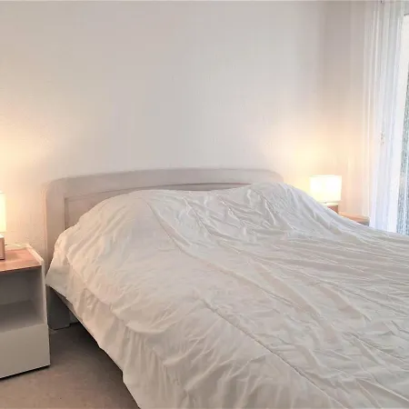 Chaleureux Avec Jardinet, Wifi, A 200m De La Plage De Trestraou A - Fr-1-368-240 *